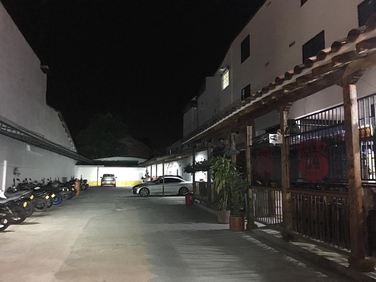 Hotel El Turista Rionegro Exterior foto